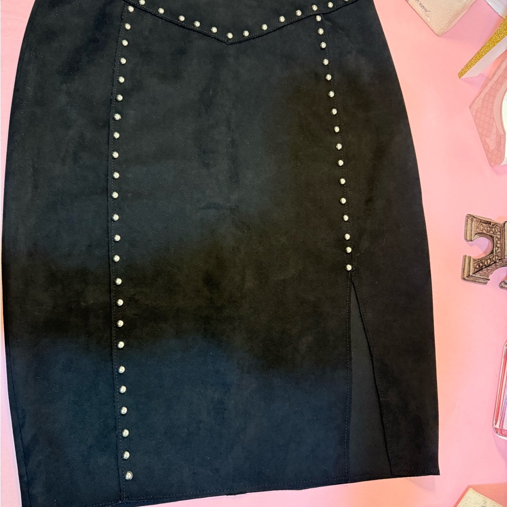 Sophisticated Black Studded Pencil Skirt